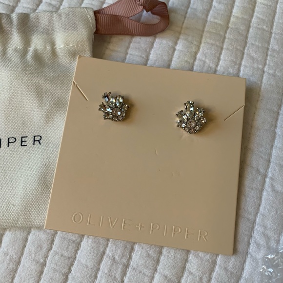Olive + Piper earrings. NWT. - Picture 4 of 4